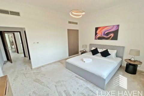 Villa te huur in Jumeirah Islands, Dubai, VAE 4 slaapkamers, 490.99 vr.m., nr 366854 - foto 14