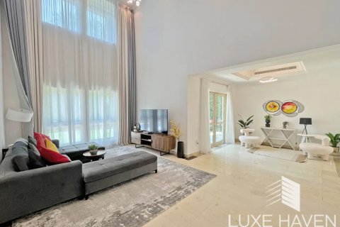Villa te huur in Jumeirah Islands, Dubai, VAE 4 slaapkamers, 490.99 vr.m., nr 366854 - foto 7