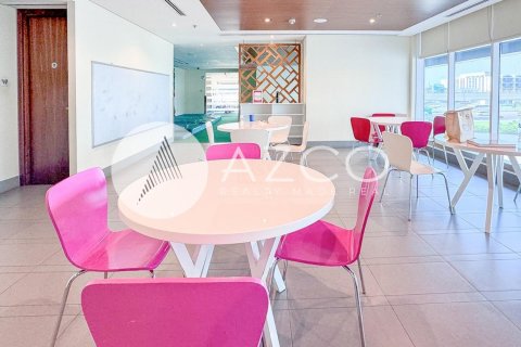 Appartement te huur in Business Bay, Dubai, VAE 2 slaapkamers, 148.6 vr.m., nr 609955 - foto 15