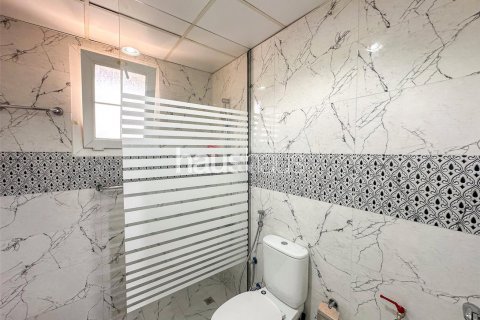 Városi lakóépület itt: The Springs, Dubai, EAE, 3 hálószoba, 240 m², azonosító: 625908 - fénykép 18