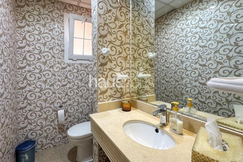 Városi lakóépület itt: The Springs, Dubai, EAE, 3 hálószoba, 240 m², azonosító: 625908 - fénykép 9
