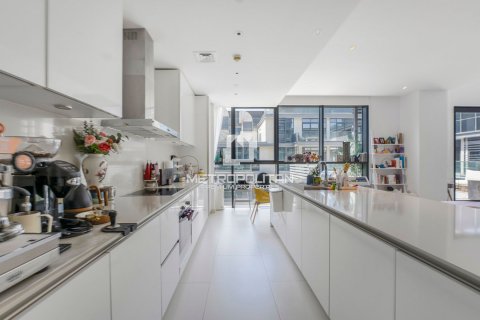 Dupleks u City Walk, Dubai, UAE 4 spavaćih soba, 273 m2 Br. 593368 - fotografija 8