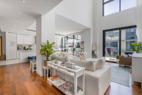 Dupleks u City Walk, Dubai, UAE 4 spavaćih soba, 273 m2 Br. 593368 - fotografija 2