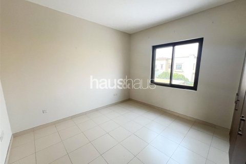 Vila di Reem, Dubai, UAE 3 bilik tidur, 218 meter persegi № 625631 - foto 16