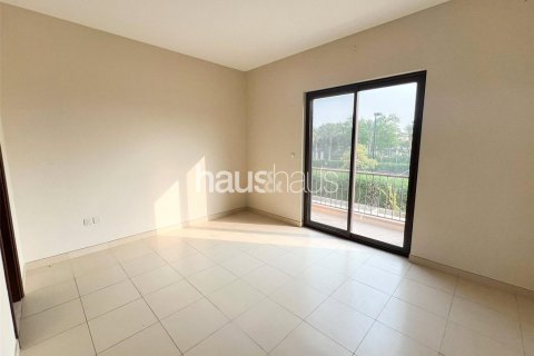 Vila di Reem, Dubai, UAE 3 bilik tidur, 218 meter persegi № 625631 - foto 12