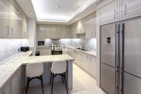 Downtown Dubai (Downtown Burj Dubai)、Dubai、UAE にあるマンション販売中 3ベッドルーム、200 m2、No626052 - 写真 4