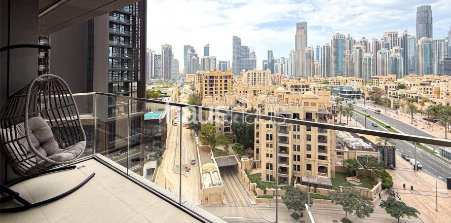 דירה ב Downtown Dubai (Downtown Burj Dubai), Dubai, איחוד האמירויות 3 חדרי שינה, 193 מ"ר מספר 626139