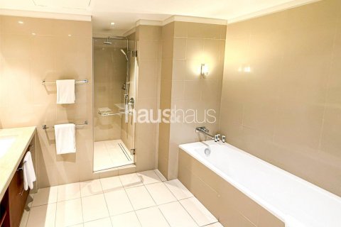 דירה למכירה ב Downtown Dubai (Downtown Burj Dubai), Dubai, איחוד האמירויות  3 חדרי שינה, 193 מ"ר, מספר 626139 - תמונה 13