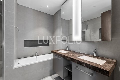 Dzīvoklis Downtown Dubai (Downtown Burj Dubai), Dubaijā, AAE 2 istabas, 146 m2 Nr. 628095 - attēls 18