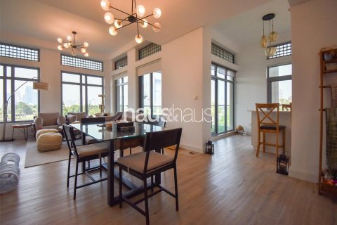 Duplex sa The Views, Dubai, UAE 3 silid-tulugan, 340 sq.m. № 626083 - larawan 2