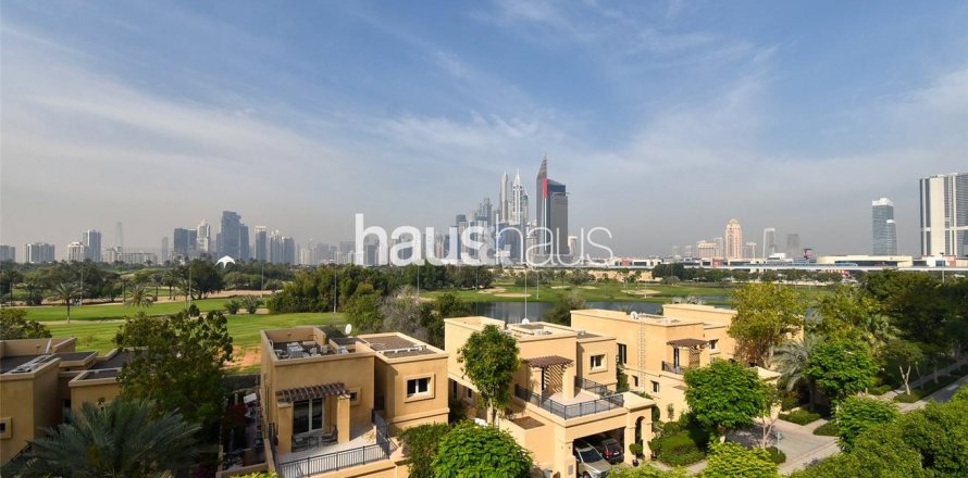Duplex sa The Views, Dubai, UAE 3 silid-tulugan, 340 sq.m. № 626083