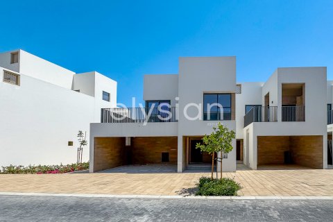 Villa in Arabian Ranches 3, Dubai, UAE 4 bedrooms, 266 sq.m. № 586097 - photo 9