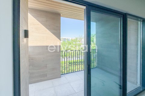 Villa in Arabian Ranches 3, Dubai, UAE 4 bedrooms, 266 sq.m. № 586097 - photo 8