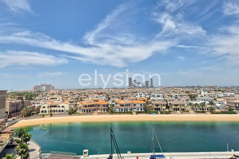 Huoneisto Palm Jumeirah, Dubai, Arabiemiraatit 3 makuuhuonetta, 377 m2 № 586096 - kuva 18