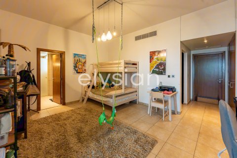 Huoneisto Palm Jumeirah, Dubai, Arabiemiraatit 3 makuuhuonetta, 377 m2 № 586096 - kuva 13