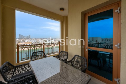 Huoneisto Palm Jumeirah, Dubai, Arabiemiraatit 3 makuuhuonetta, 377 m2 № 586096 - kuva 16