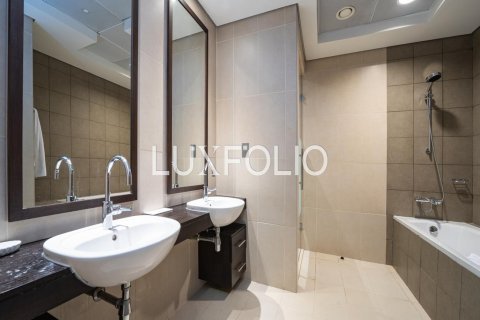 Appartamento in vendita a Palm Jumeirah, Dubai, EAU 2 camere da letto, 257 mq. № 627577 - foto 19