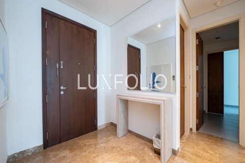 Appartamento in vendita a Palm Jumeirah, Dubai, EAU 2 camere da letto, 257 mq. № 627577 - foto 14