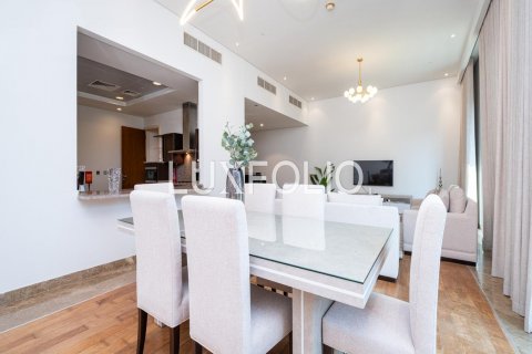 Appartamento in vendita a Palm Jumeirah, Dubai, EAU 2 camere da letto, 257 mq. № 627577 - foto 3