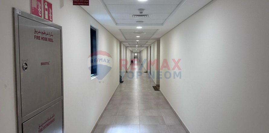 Appartamento a Mirdif, Dubai, EAU 2 camere da letto, 138.4 mq. № 590734