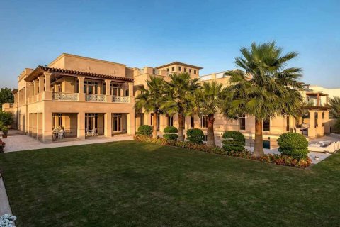 Complex rezidențial EMIRATES HILLS - SECTOR P în Emirates Hills, Dubai, EAU №109562