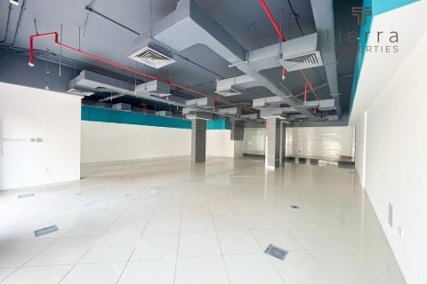 Tienda en Bur Dubai, Dubai, EAU 165.4 m² № 569271
