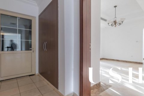 Βίλα σε Jumeirah Islands, Dubai, ΗΑΕ 4 υπνοδωμάτια, 1025 τ.μ. Αρ. 629134 - φωτογραφία 14