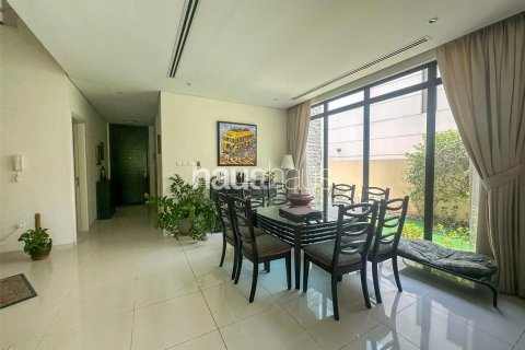 Rumah bandar di DAMAC Hills (Akoya by DAMAC), Dubai, UAE 3 bilik tidur, 251 meter persegi № 625184 - foto 6