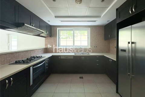 Huvila Jumeirah Park, Dubai, Arabiemiraatit 3 makuuhuonetta, 328 m2 № 625188 - kuva 2