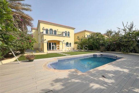 Villa en Jumeirah Park, Dubai, EAU 3 dormitorios, 328 m² № 625190