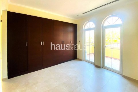 Vila u Jumeirah Park, Dubai, UAE 3 spavaćih soba, 285 m2 Br. 625185 - fotografija 9