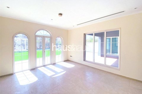 Vila u Jumeirah Park, Dubai, UAE 3 spavaćih soba, 285 m2 Br. 625185 - fotografija 6