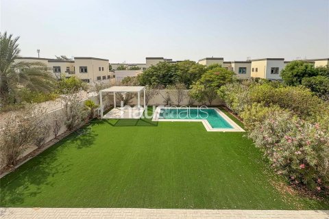 Vila u Jumeirah Park, Dubai, UAE 3 spavaćih soba, 285 m2 Br. 625185 - fotografija 3