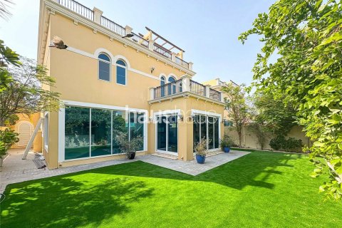 Villa em Jumeirah Park, Dubai, EAU 4 quartos, 386 m2 № 625187