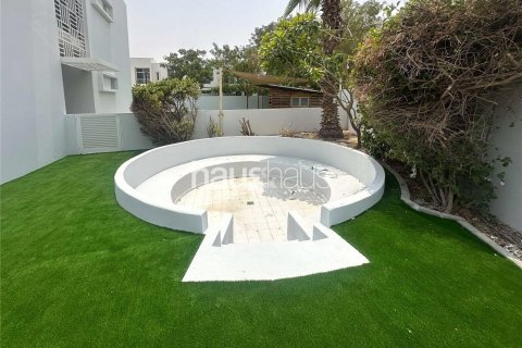 Casa urbana para arrendamento em Mudon, Dubai, EAU 4 quartos, 530 m2 № 626445 - foto 4