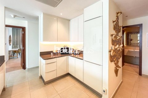 Appartamento in affitto a Dubai Marina, Dubai, EAU 3 camere da letto, 185 mq. № 626878 - foto 7