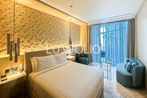 דירה למכירה ב Palm Jumeirah, Dubai, איחוד האמירויות  1 חדר, 55 מ"ר, מספר 627632 - תמונה 2