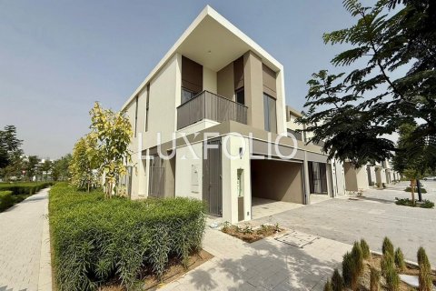Radový dom v Tilal Al Ghaf, Dubai, SAE 4 spálne, 248 m2 č. 627550