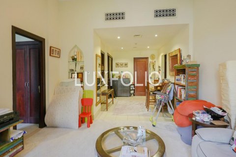 Old Town、Dubai、UAE にあるマンション販売中 2ベッドルーム、120 m2、No627554 - 写真 5