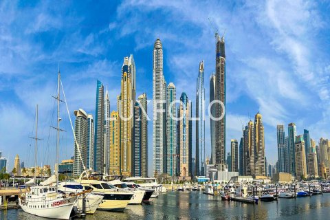 Apartment til salg i Dubai Harbour, Dubai, UAE 2 soveværelser, 106 kvm № 627553 - foto 15