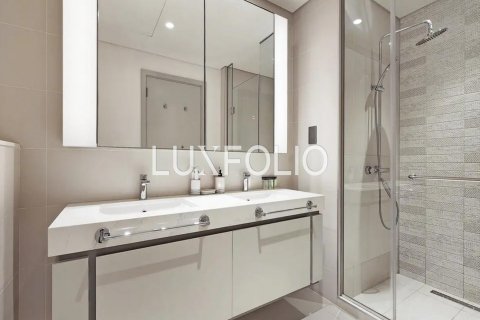 Apartment til salg i Dubai Harbour, Dubai, UAE 2 soveværelser, 106 kvm № 627553 - foto 11