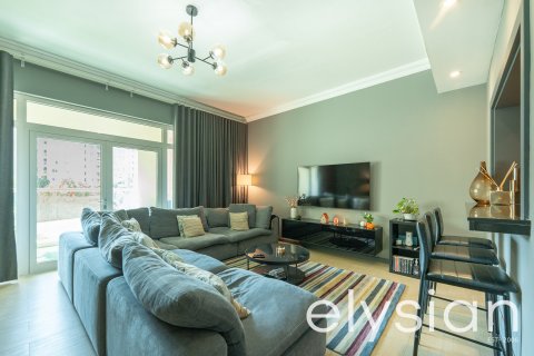 آپارتمان برای فروش در  Palm Jumeirah، Dubai، امارات متحده عربی  2 خوابه ، 147 متر مربع ، شماره 586056 - تصویر 4