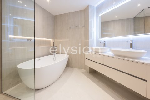 Apartmán v Jumeirah Beach Residence, Dubai, SAE 3 spálne, 190 m2 č. 586054 - Fotografia 19