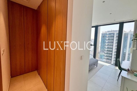 דירה למכירה ב Business Bay, Dubai, איחוד האמירויות  2 חדרי שינה, 136 מ"ר, מספר 627847 - תמונה 18