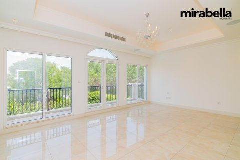Vila di Jumeirah Golf Estates, Dubai, UAE 6 bilik tidur, 1262.3 meter persegi № 359543 - foto 11