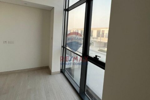 Al Furjan, Dubai, BAE’de kiralık sıra ev 3 yatak odası, 254.9 m² No 590758 - fotoğraf 29