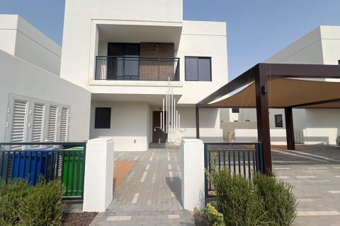 Villa te koop in Yas Island, Abu Dhabi, VAE 4 slaapkamers, 209.1 vr.m., nr 575893 - foto 2