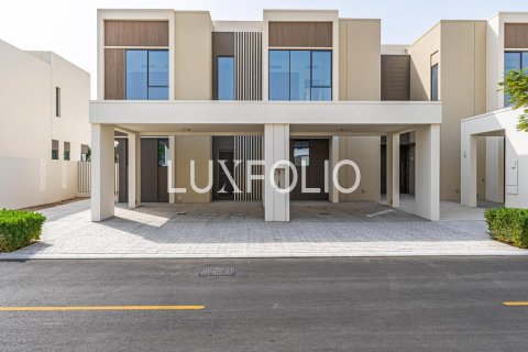 Kamienica w The Valley, Dubai, ZEA 3 sypialnie, 177 mkw. nr 627643