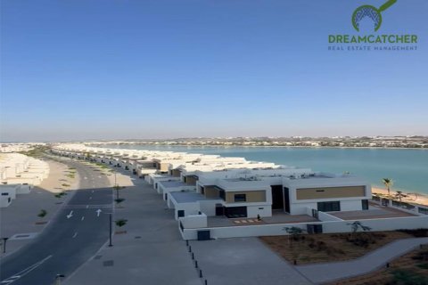 Apartmen di Mina Al Arab, Ras Al Khaimah, UAE 1 bilik tidur, 87.7 meter persegi № 588612 - foto 2