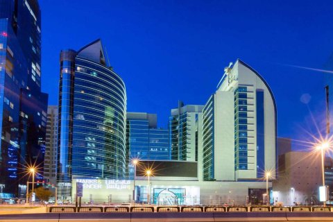 FOTOUH AL KHAIR në Hamdan Street, Abu Dhabi, Emiratet e Bashkuara Arabe № 228777